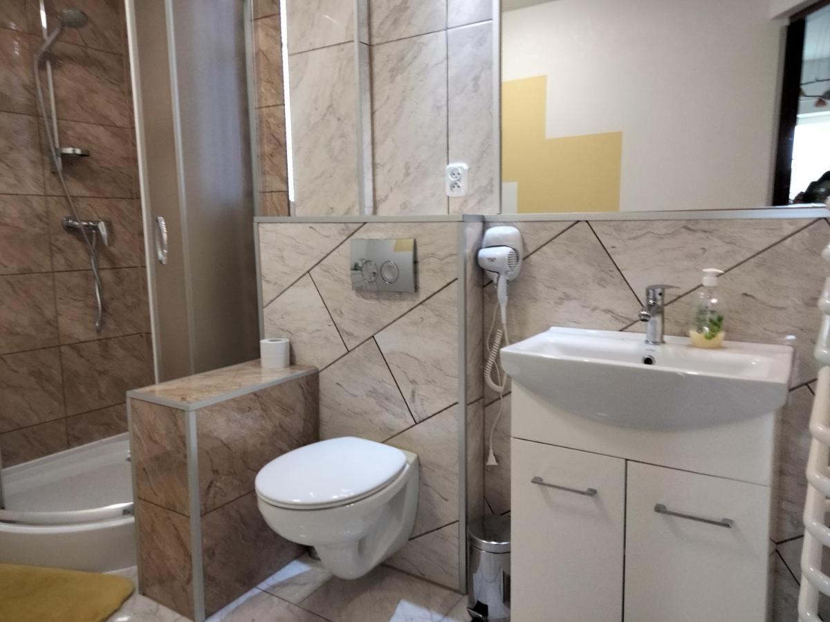 Pod Piramida Villa Ługniany Dış mekan fotoğraf