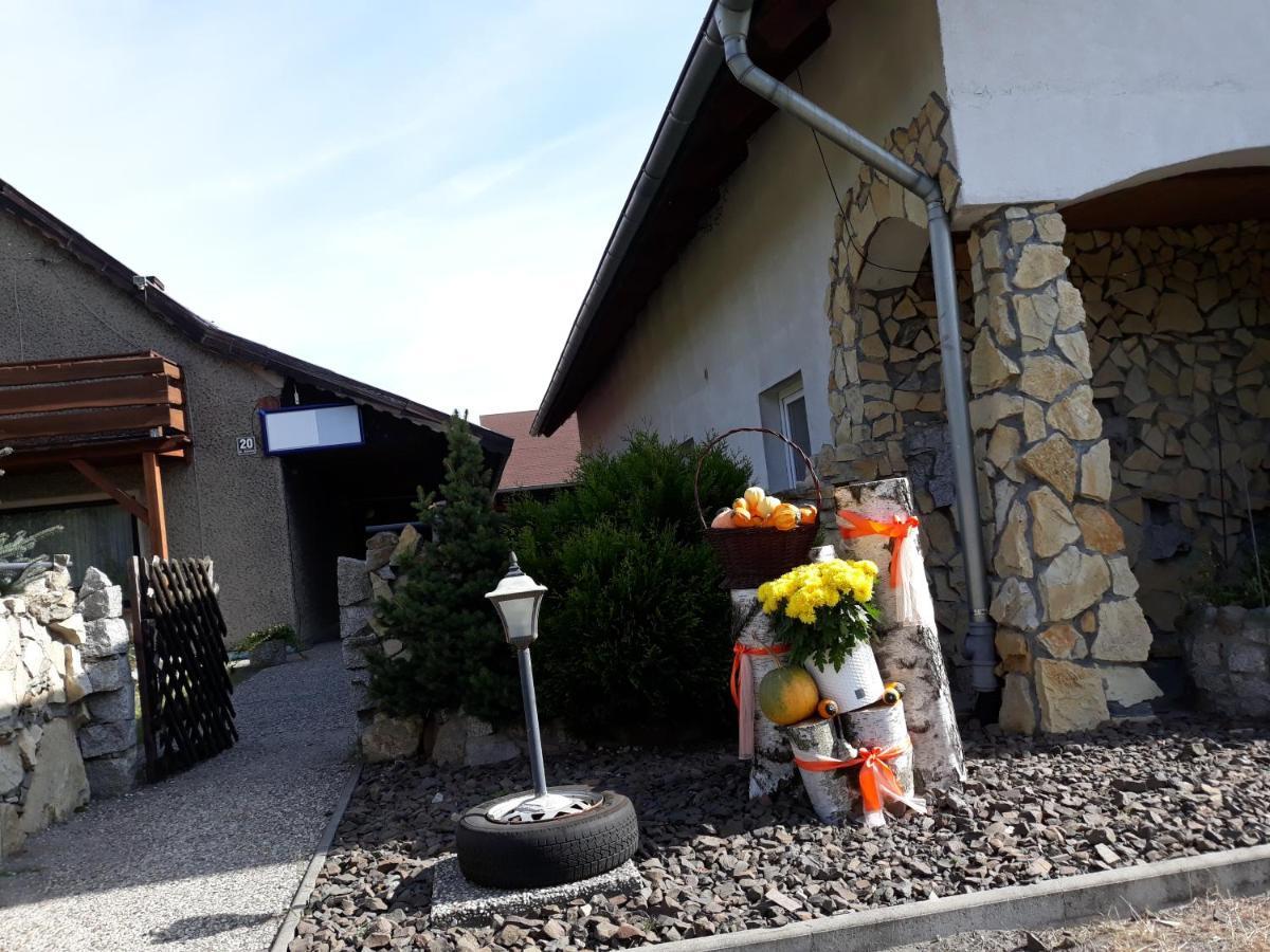 Pod Piramida Villa Ługniany Dış mekan fotoğraf