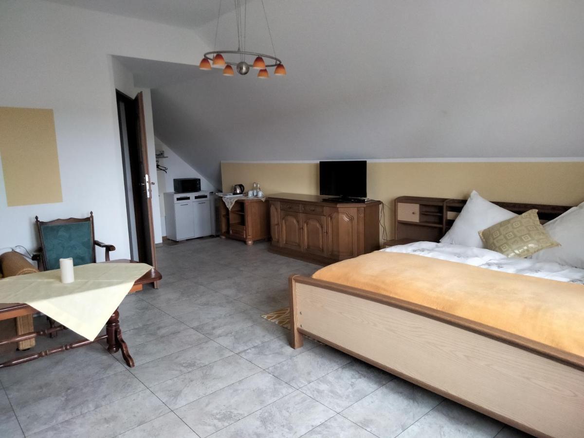 Pod Piramida Villa Ługniany Dış mekan fotoğraf