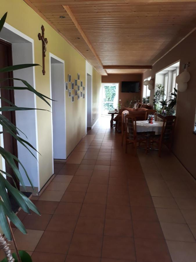 Pod Piramida Villa Ługniany Dış mekan fotoğraf